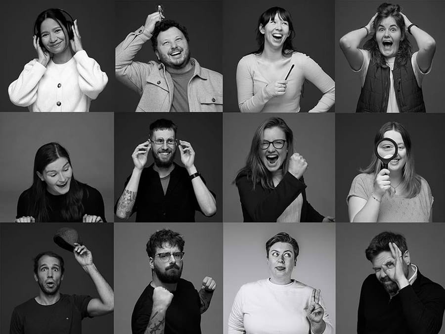 Collage van 12 Cardanners die gekke bekken trekken